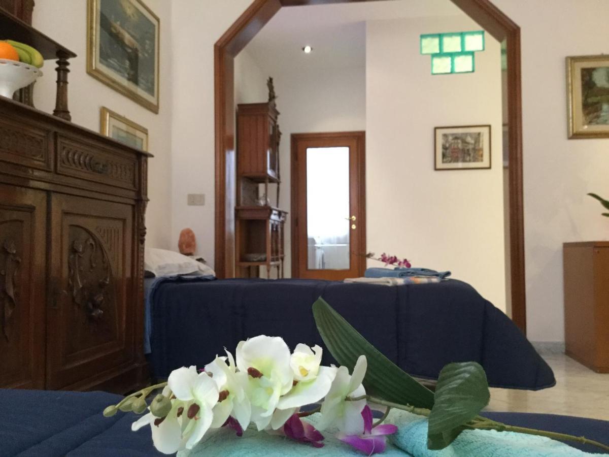 Anne Marie Sweet Home Livorno Bagian luar foto